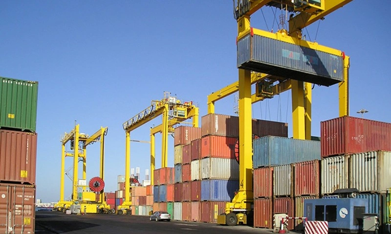  RTG vs RMG Crane Economics