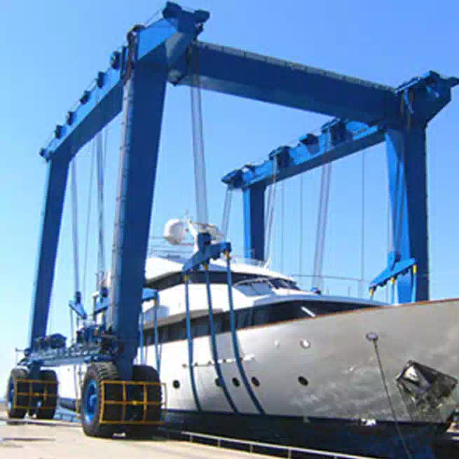 Mobile yacht boat lift hoist gantry crane