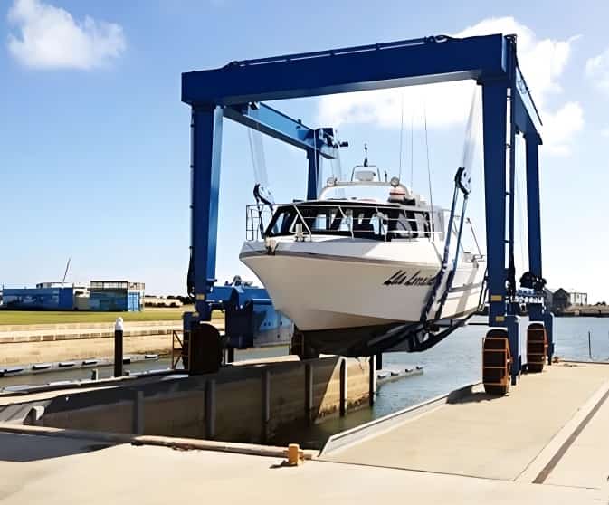 Marine Travel Lift